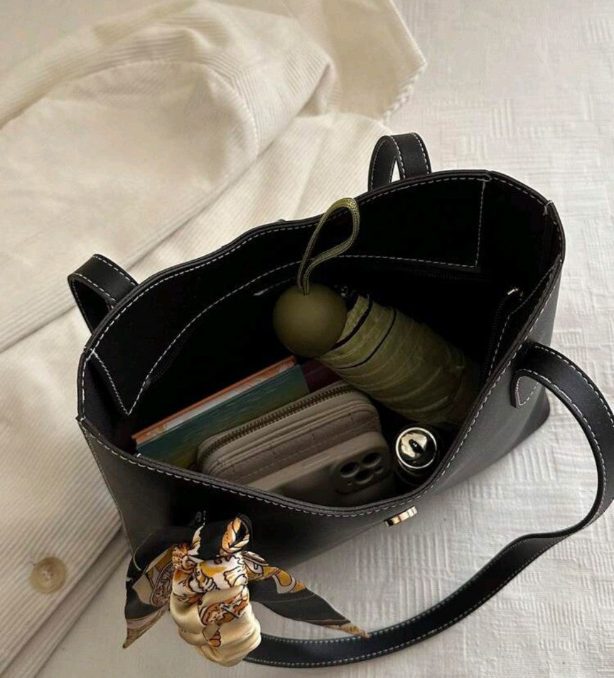 Essential Tote Black or Brown