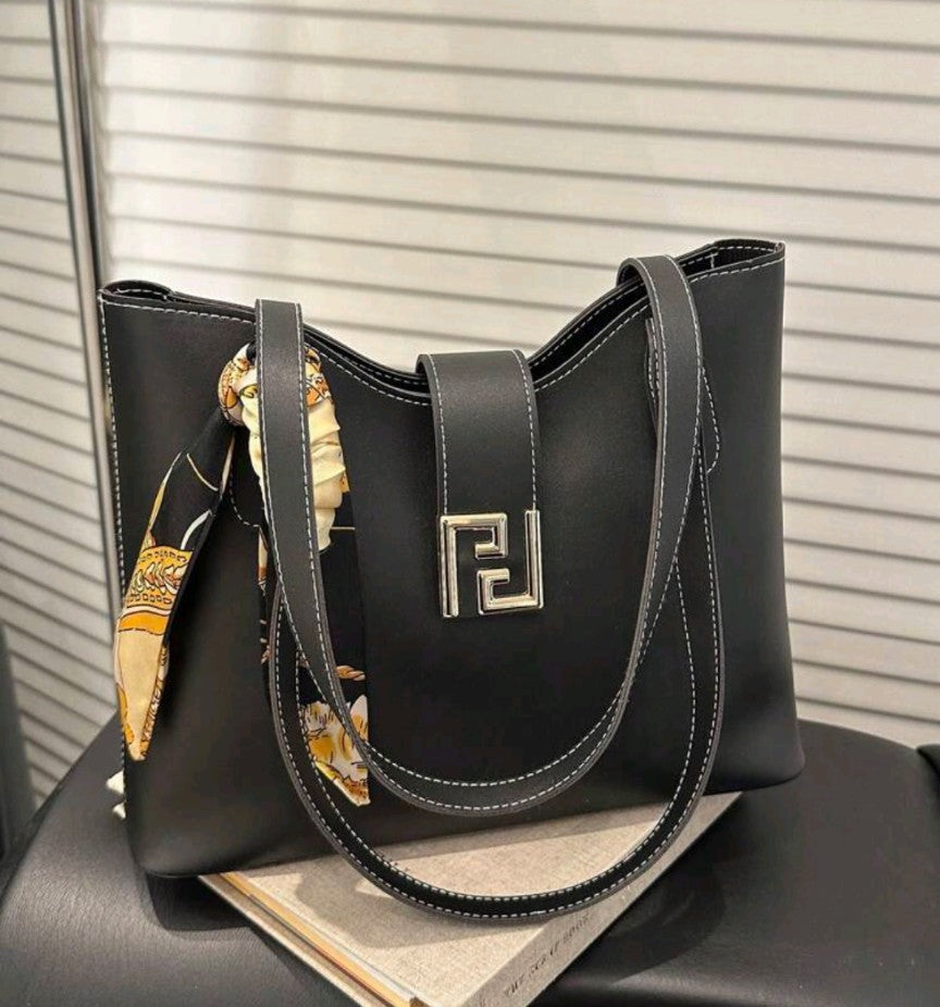 Essential Tote Black or Brown
