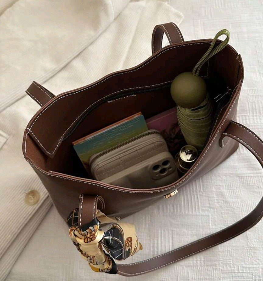 Essential Tote Black or Brown