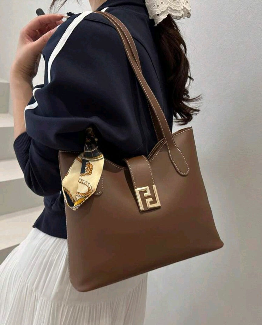 Essential Tote Black or Brown