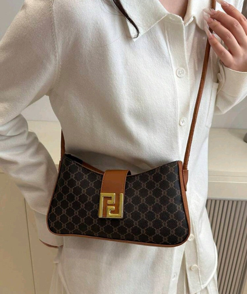 Minimalist Shoulder Bag